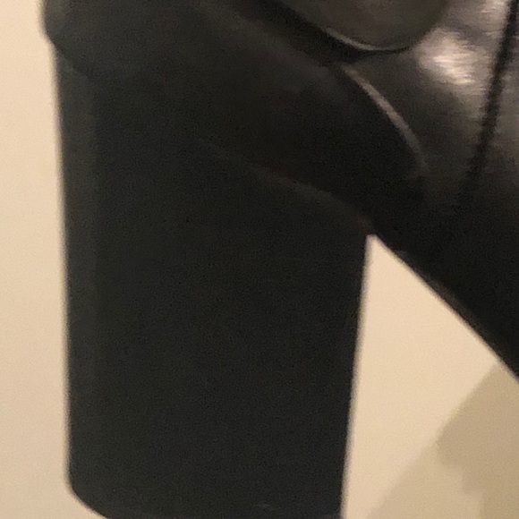 Enzo Angiolini Size 9.5 Leather Black Boots - Picture 3 of 11